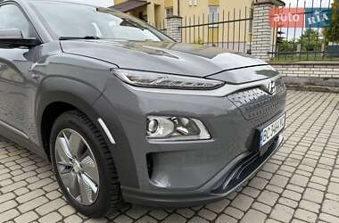 Внедорожник / Кроссовер Hyundai Kona 2020 в 