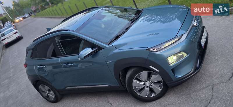 Внедорожник / Кроссовер Hyundai Kona 2019 в 