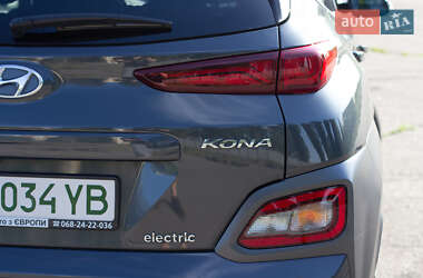 Позашляховик / Кросовер Hyundai Kona 2020 в 