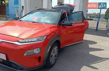 Внедорожник / Кроссовер Hyundai Kona 2019 в Ужгороде