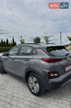 Позашляховик / Кросовер Hyundai Kona 2020 в 