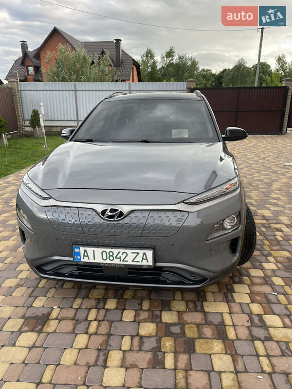 Внедорожник / Кроссовер Hyundai Kona 2020 в Буче
