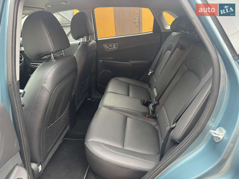 Внедорожник / Кроссовер Hyundai Kona 2020 в Ровно