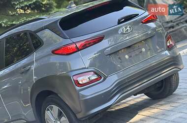 Позашляховик / Кросовер Hyundai Kona 2020 в 