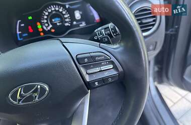 Позашляховик / Кросовер Hyundai Kona 2020 в 