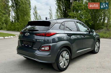 Позашляховик / Кросовер Hyundai Kona 2020 в 