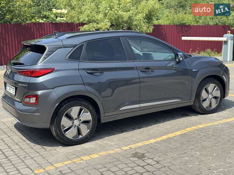 Внедорожник / Кроссовер Hyundai Kona 2018 в Львове