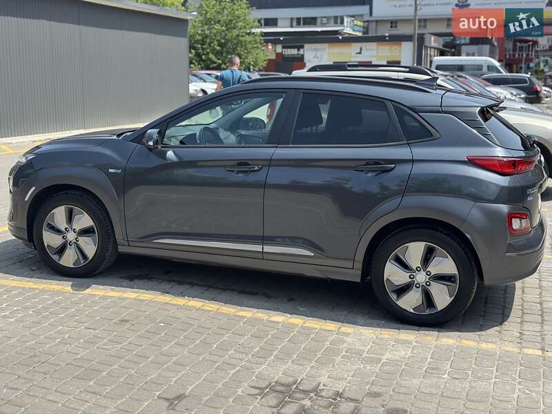 Внедорожник / Кроссовер Hyundai Kona 2018 в Львове