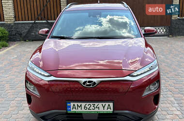 Внедорожник / Кроссовер Hyundai Kona 2021 в 