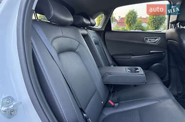 Внедорожник / Кроссовер Hyundai Kona 2020 в 