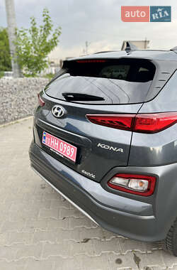 Внедорожник / Кроссовер Hyundai Kona 2020 в 