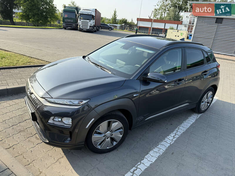 Внедорожник / Кроссовер Hyundai Kona 2020 в Калуше