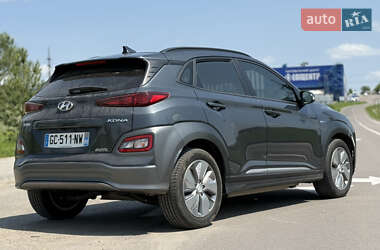 Внедорожник / Кроссовер Hyundai Kona 2020 в 