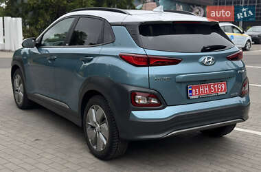 Внедорожник / Кроссовер Hyundai Kona 2020 в 