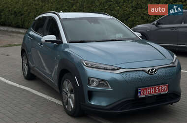 Внедорожник / Кроссовер Hyundai Kona 2020 в 