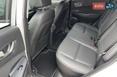 Позашляховик / Кросовер Hyundai Kona 2019 в 