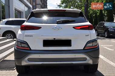 Позашляховик / Кросовер Hyundai Kona 2022 в 