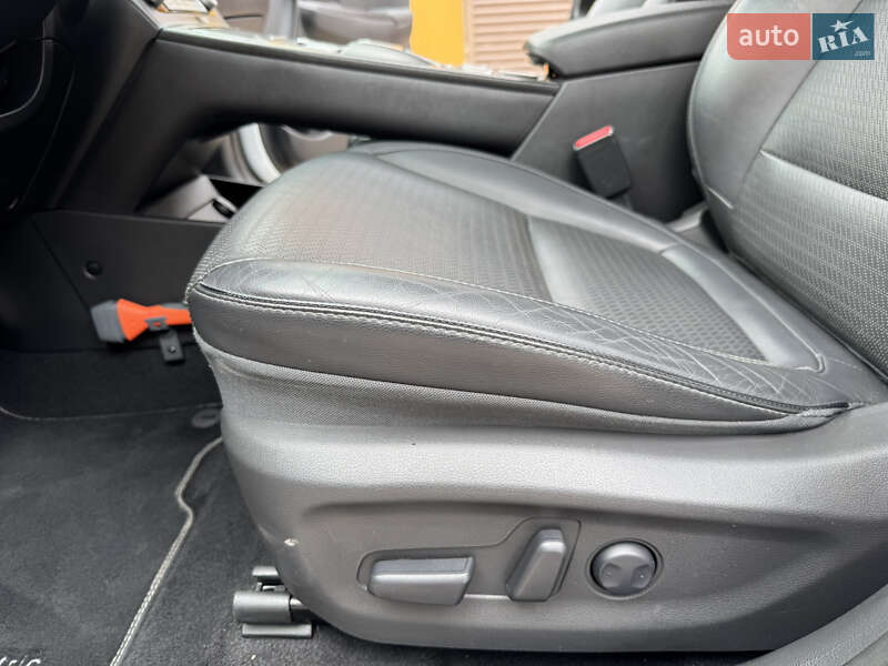 Внедорожник / Кроссовер Hyundai Kona 2019 в Ровно