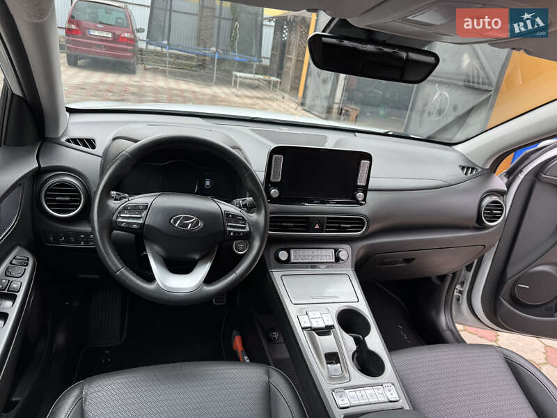 Внедорожник / Кроссовер Hyundai Kona 2019 в Ровно