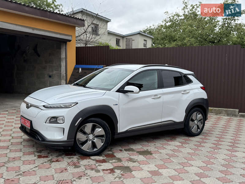 Внедорожник / Кроссовер Hyundai Kona 2019 в Ровно