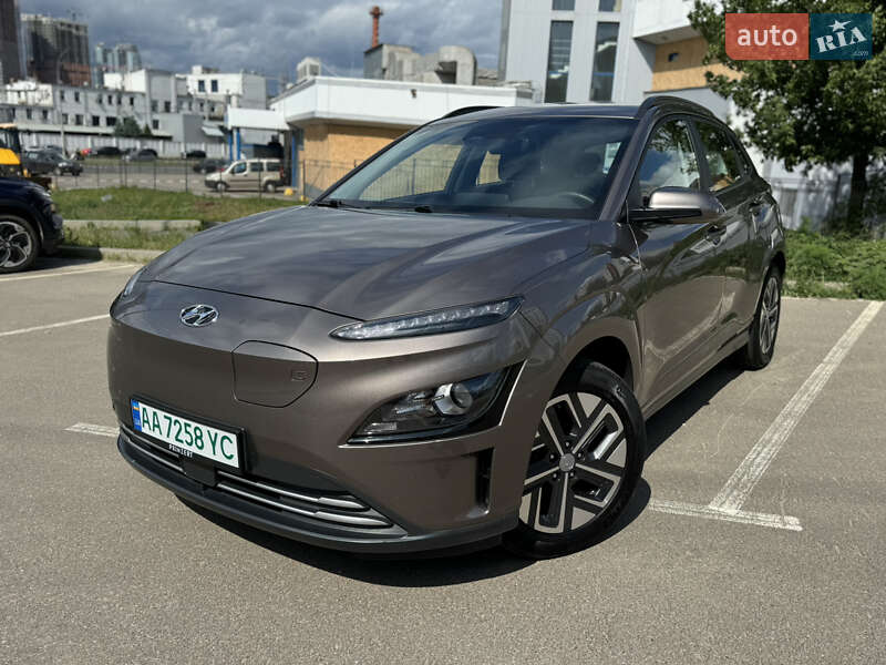 Позашляховик / Кросовер Hyundai Kona 2021 в Києві