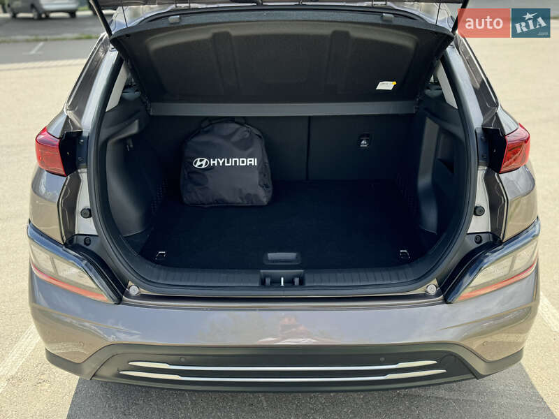 Позашляховик / Кросовер Hyundai Kona 2021 в Києві