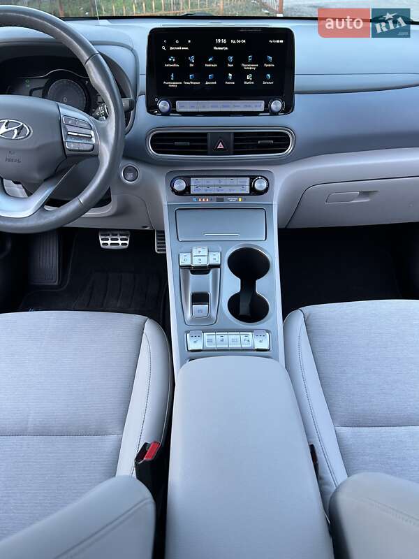 Позашляховик / Кросовер Hyundai Kona 2020 в Києві