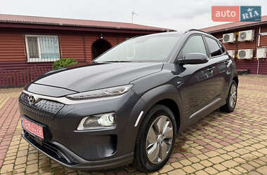 Внедорожник / Кроссовер Hyundai Kona 2020 в Хмельницком
