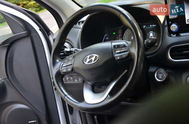 Позашляховик / Кросовер Hyundai Kona 2020 в 