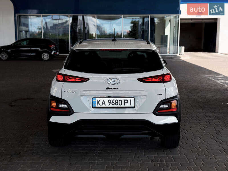 Внедорожник / Кроссовер Hyundai Kona 2020 в Киеве