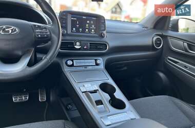 Позашляховик / Кросовер Hyundai Kona 2020 в 