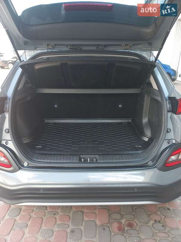 Внедорожник / Кроссовер Hyundai Kona 2018 в Ровно