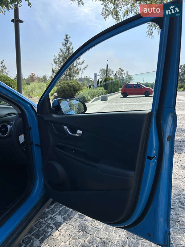 Внедорожник / Кроссовер Hyundai Kona 2022 в Днепре