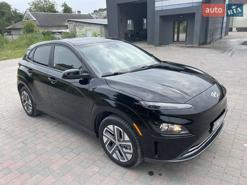 Внедорожник / Кроссовер Hyundai Kona 2023 в Николаеве