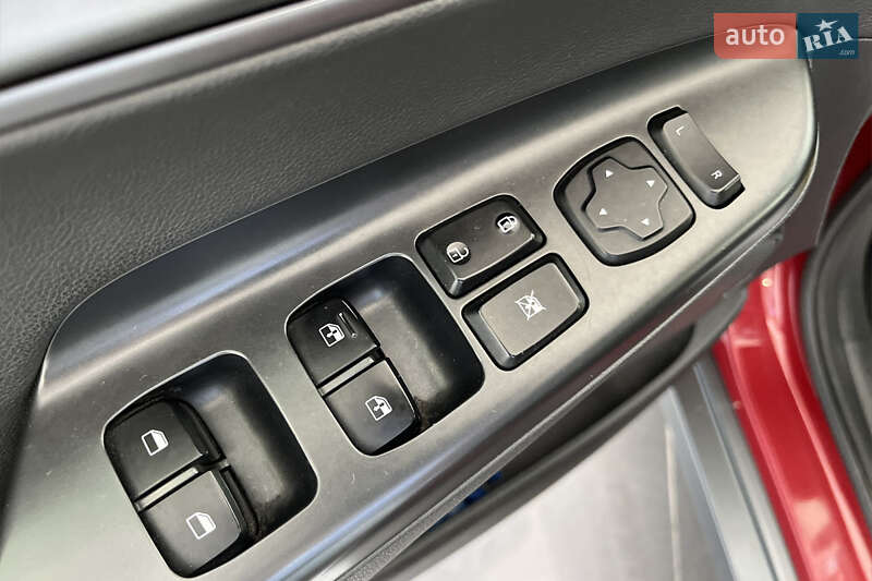 Внедорожник / Кроссовер Hyundai Kona 2019 в Шептицькому