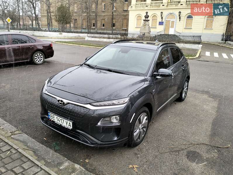 Внедорожник / Кроссовер Hyundai Kona 2019 в Николаеве