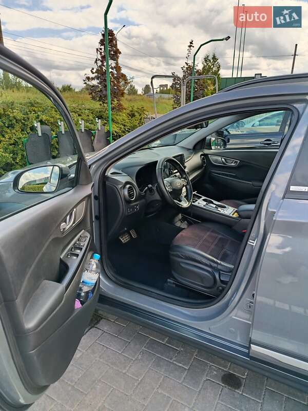 Внедорожник / Кроссовер Hyundai Kona 2020 в Виннице