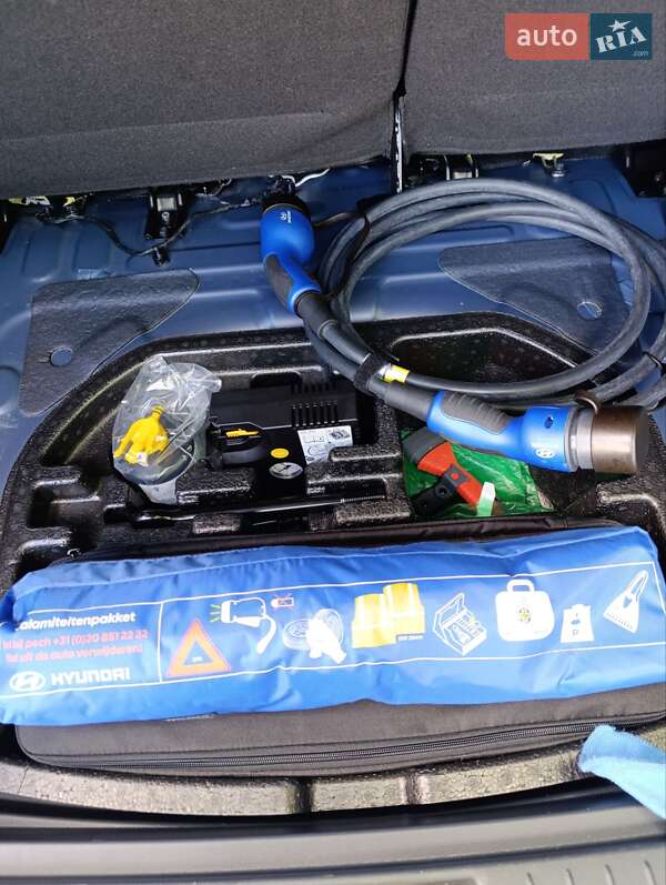 Внедорожник / Кроссовер Hyundai Kona 2020 в Счастливом