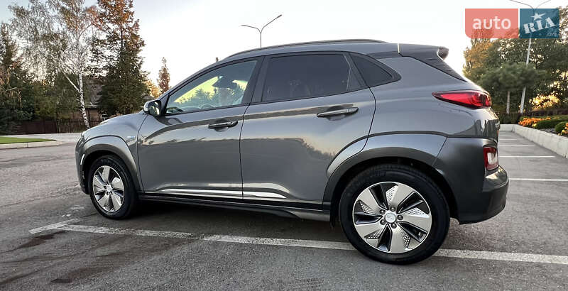 Позашляховик / Кросовер Hyundai Kona 2018 в Запоріжжі