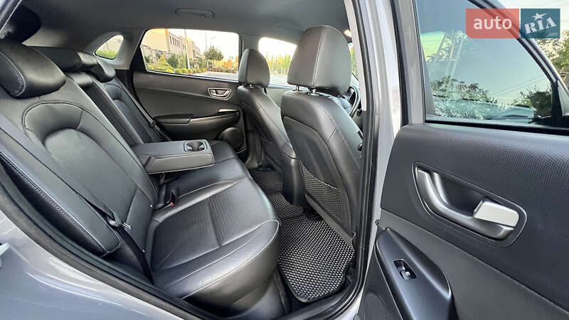 Позашляховик / Кросовер Hyundai Kona 2018 в Запоріжжі