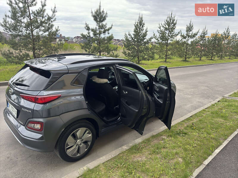 Позашляховик / Кросовер Hyundai Kona 2019 в Рівному