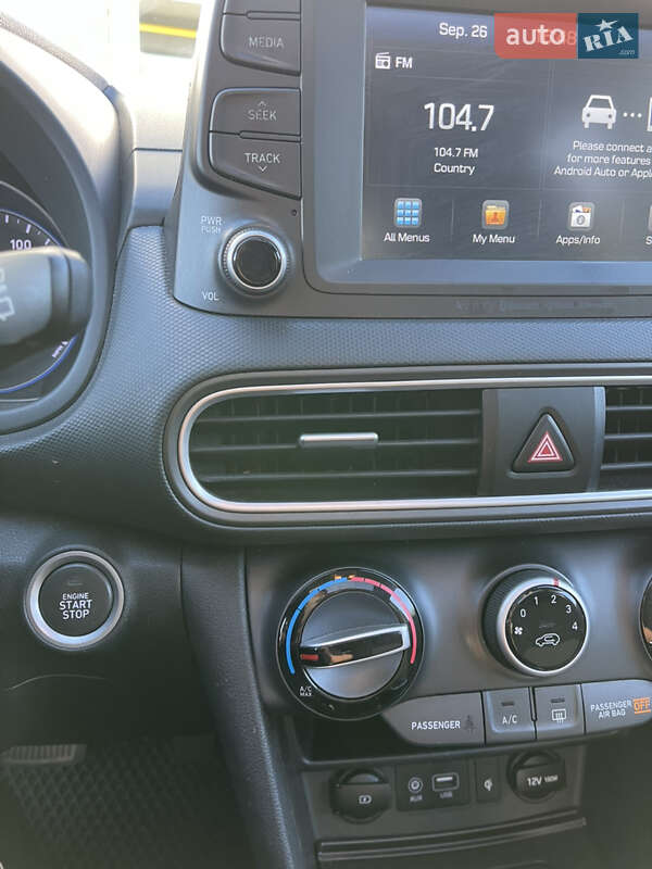 Внедорожник / Кроссовер Hyundai Kona 2019 в Львове