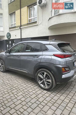 Внедорожник / Кроссовер Hyundai Kona 2018 в Ивано-Франковске