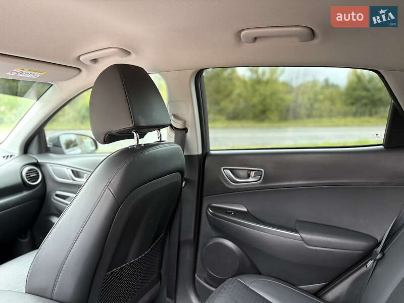 Позашляховик / Кросовер Hyundai Kona 2018 в Стрию