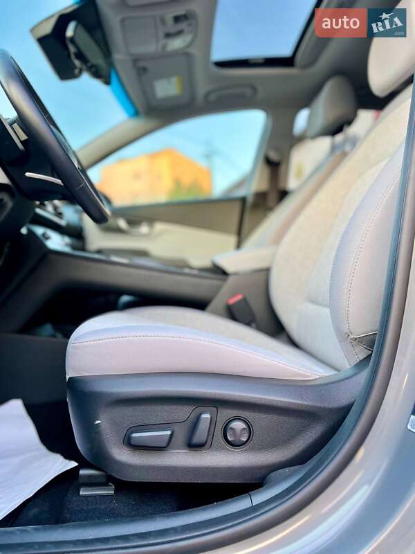 Внедорожник / Кроссовер Hyundai Kona 2022 в Черновцах