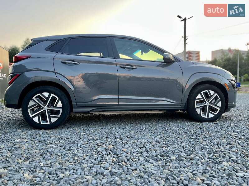 Внедорожник / Кроссовер Hyundai Kona 2022 в Черновцах