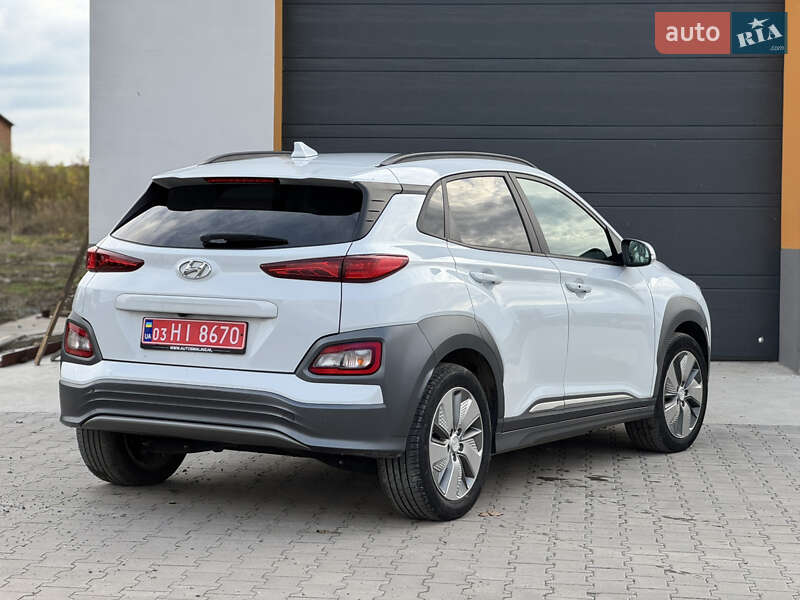 Позашляховик / Кросовер Hyundai Kona 2020 в Рівному