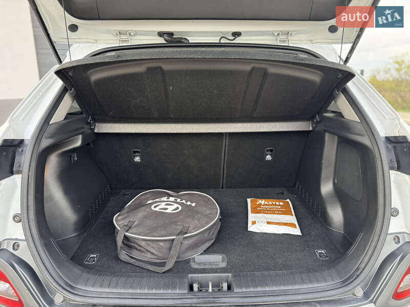 Позашляховик / Кросовер Hyundai Kona 2020 в Рівному