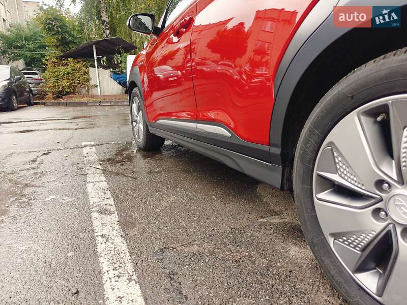 Внедорожник / Кроссовер Hyundai Kona 2021 в Виннице