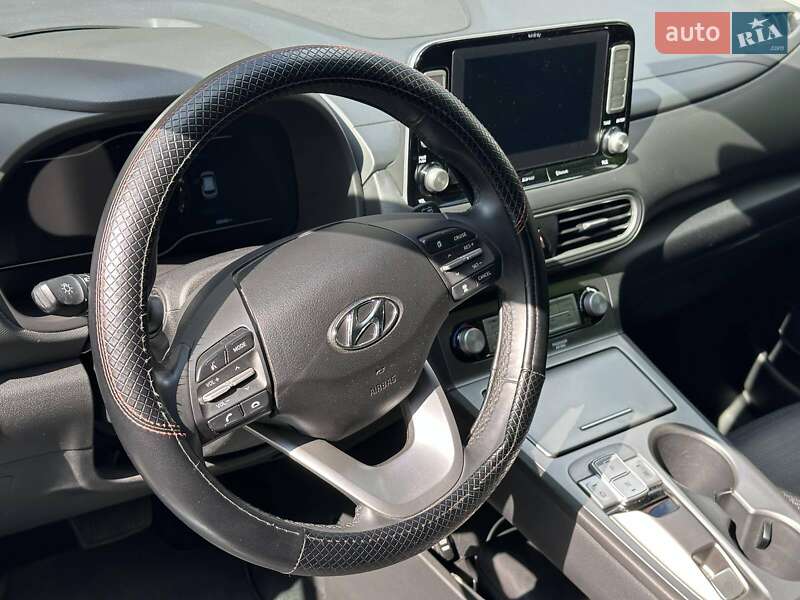 Позашляховик / Кросовер Hyundai Kona 2019 в Києві фото 9 Позашляховик / Кросовер Hyundai Kona 2019 в Києві